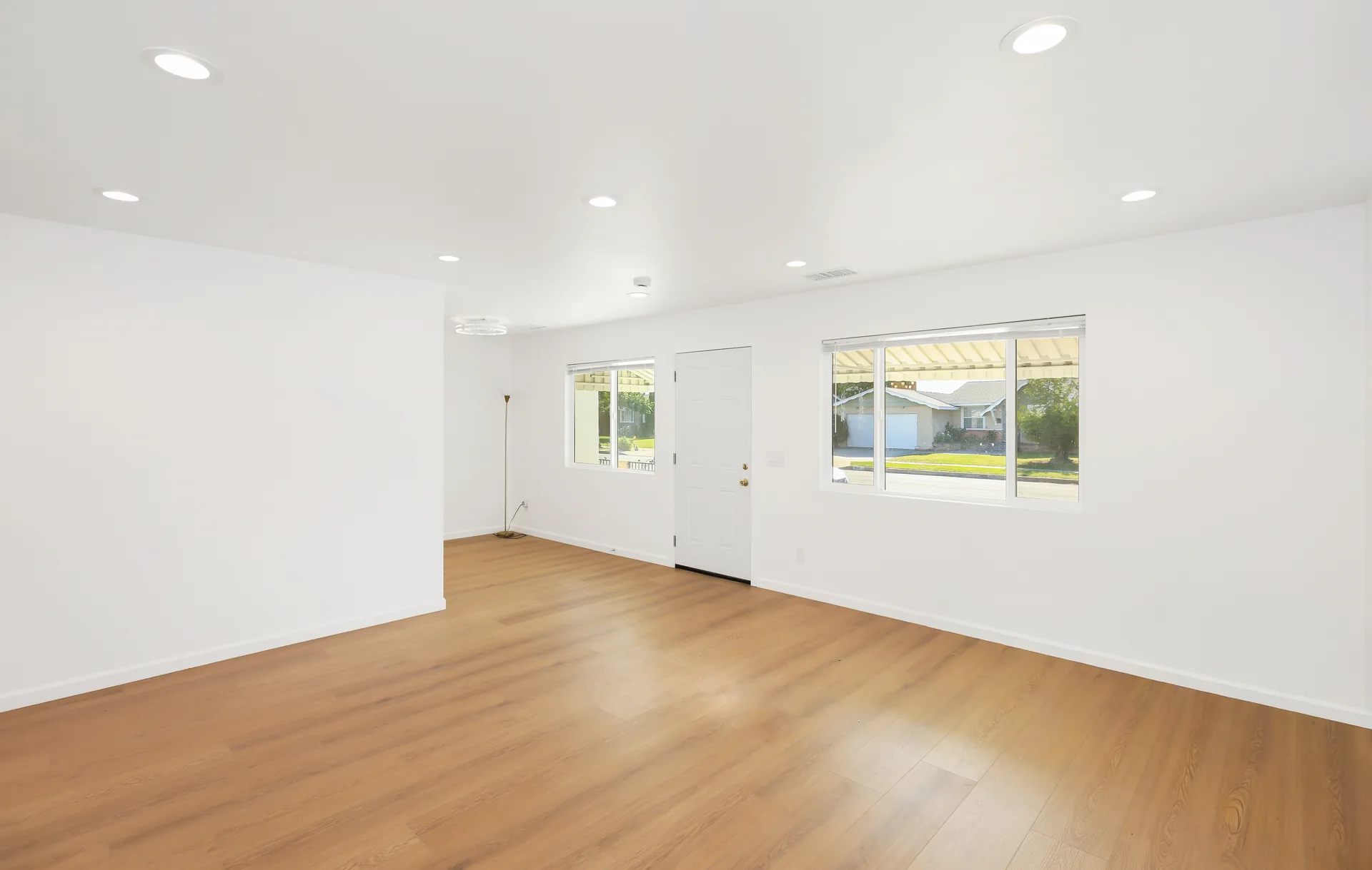 Detached ADU — open living and kitchen, Buena Park, Avorino